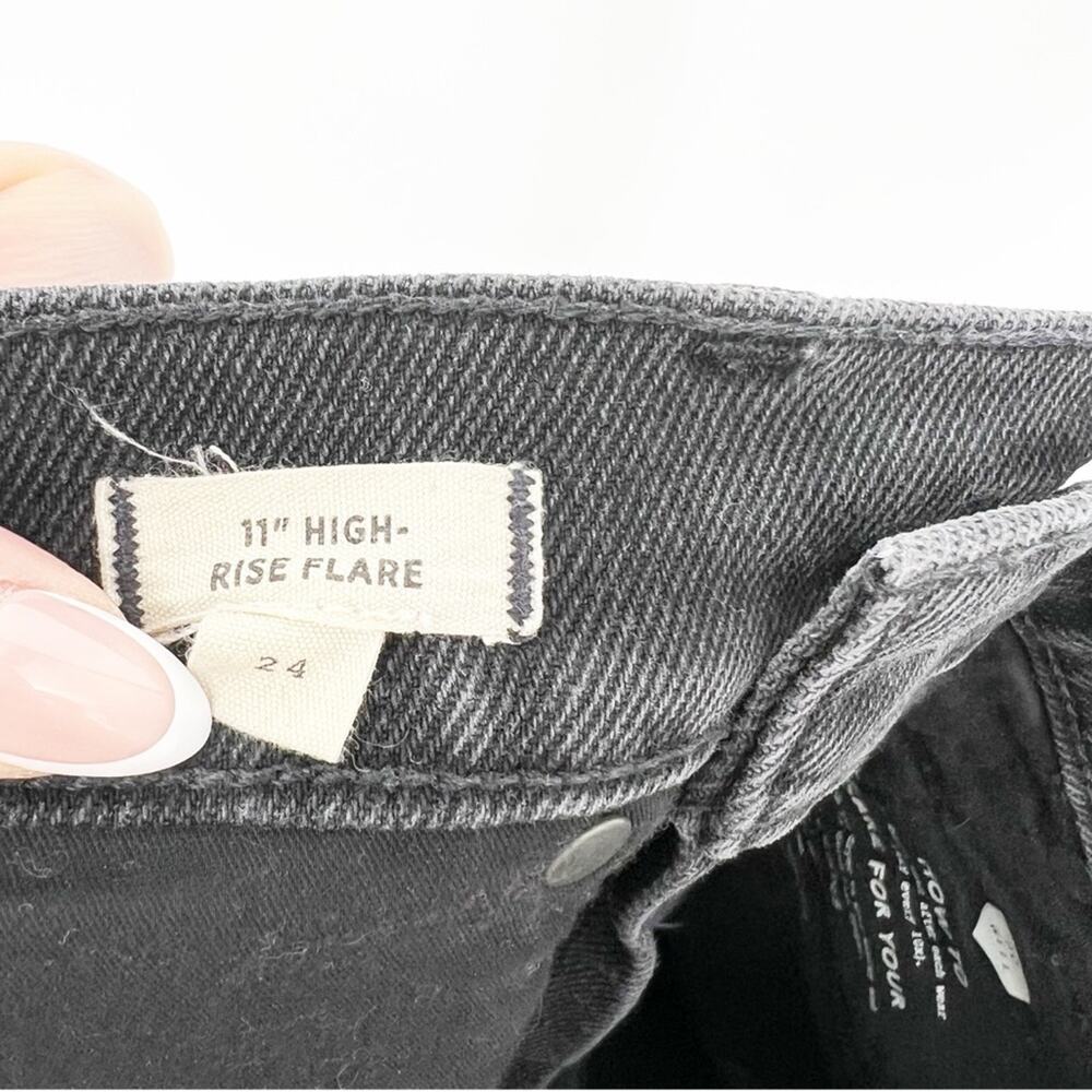 Madewell 11”High Rise Flare Jeans‎ 24 Crosson Wash - Picture 5 of 7